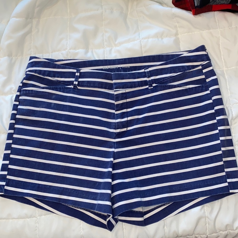 Old navy blue and white striped shorts size 12